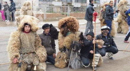 джамали гонят злото новата година