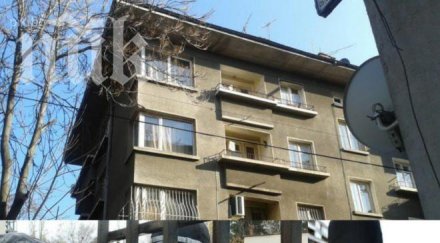 извънредно пик бисеров прибра тайния апартамент мизия кара джип носи черно яке нахлупил тъмен каскет