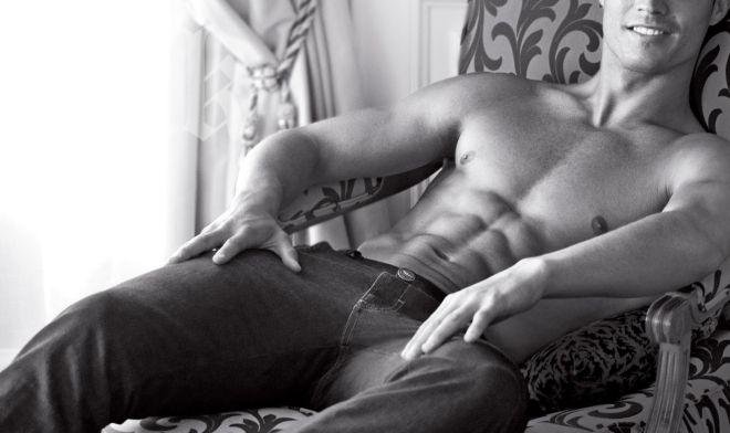 Мъж с два пениса стана сензация в интернет, не може да си намери бельо
