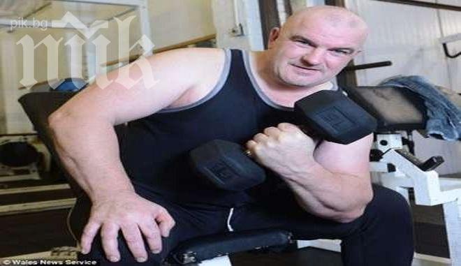 Шок! Културист се разболя от рак на гърдата, оперираха го