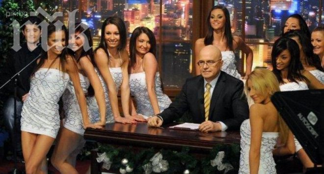 Слави раздаде премии от 1000 лева нагоре на всеки от екипа