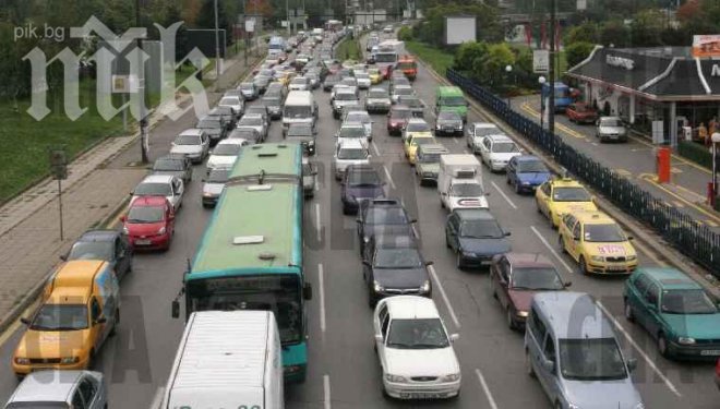 Ремонтират пътищата в София с 143 млн. лв.