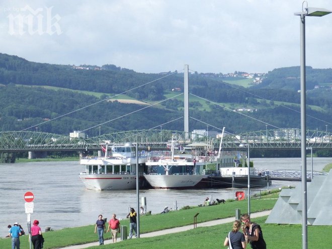 Унищожават навигационни знаци по Дунав, ловци стреляли с пушки по тях