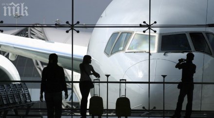 хаос 000 авиорейса света отменени