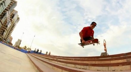 момче без крака смайва скейборд трикове видео