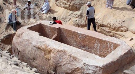 oткриха гробницата египетския фараон собекхотеп