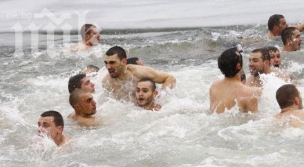 бунт харманли изгониха грузинец напирал скача кръста