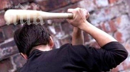 ужас пътя две мутри извадиха шофьор колата скъсаха бой