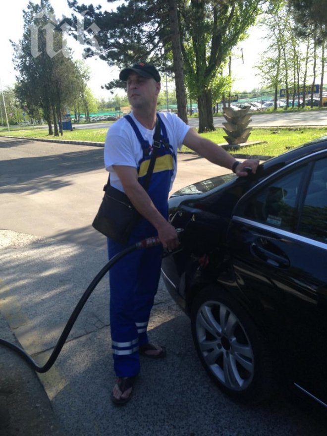 Светльо Витков: Карам мерцедес от 7 години, търся жена