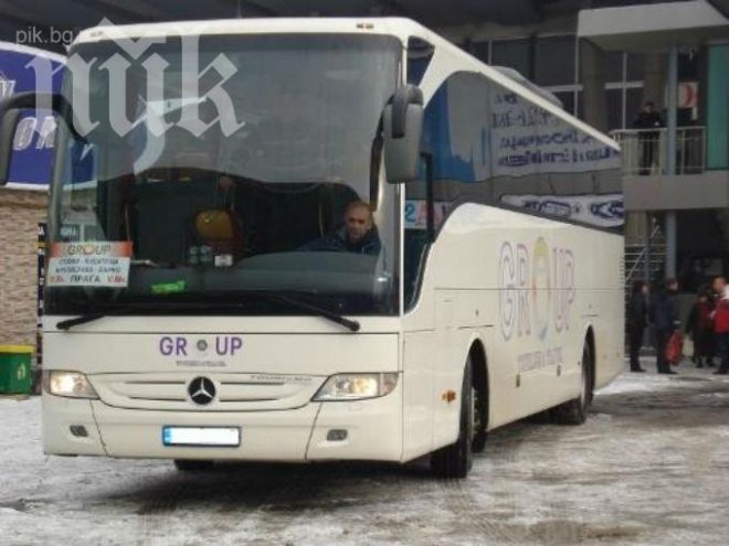 Пускат извънредни автобуси за връщане в София