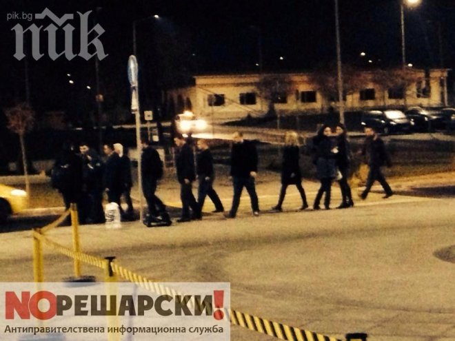 Само в ПИК! Мъжът, нападнат от Волен, е Димитър Бахнев. Скандалът - заради дипломатка! Сидеров атакувал и стюардеса!