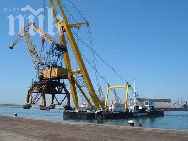 Съкратените работници от корабостроителницата в Бургас на нов протест