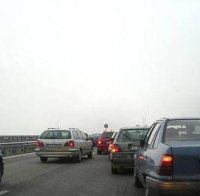 Страшна верижна катастрофа край Сандански! Един е загинал, трима са ранени