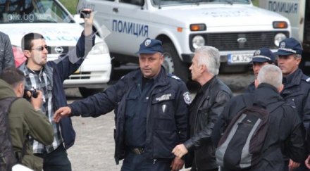 пик показанията стюардесата скандалния полет волен вижте станало борда