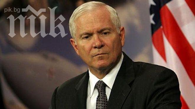 Робърт Гейтс критикува външната политика на Обама