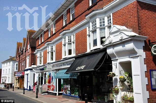 Ужас! Откриха отровени в леглото им баба и дядо