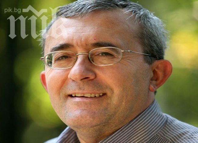 Професор: БСП да се извини, че управлява с фашизоид и социопат

