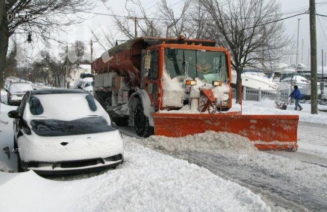 Студът в САЩ уби 16 души 