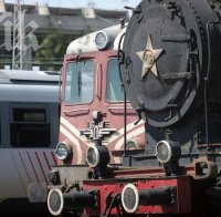 Кошмар! Мъж се хвърли в движение от бързия влак София-Пловдив