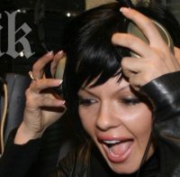 Галена изтрещя! Спретна си тайландска венчавка с вафления бос Галин (снимка)