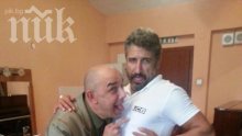 Милото изкука и опипва мъже
