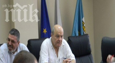 почина николай сомлев първият кмет антикомунист