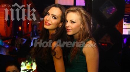 коцето става баща втори път жена крие наедряло коремче снимка