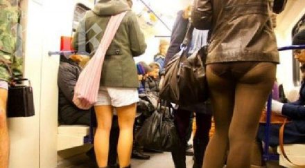световни града свалят гащи влизат метрото