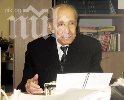 Почина най-старият действащ журналист у нас - 93-годишният Людмил Павлов