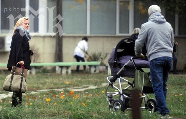 Лора Крумова със сина си в Би Ти Ви