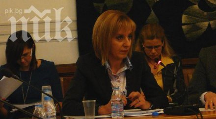 манолова веселина тенева безупречна репутация атаките нея разбиват институциите