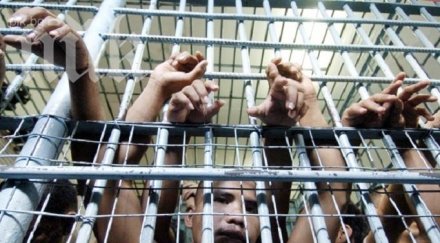 бивш мафиотски бос държи лекции затвора