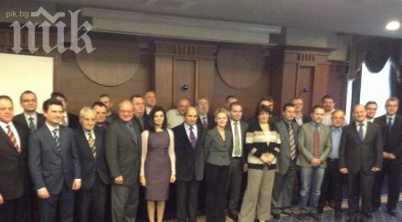 асоциация българите македония подкрепя реформаторския блок