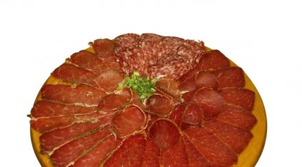 натровени луканка съдят държавата