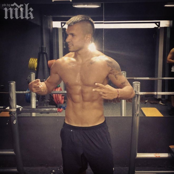 Валери Божинов избира между Гърция и Русия