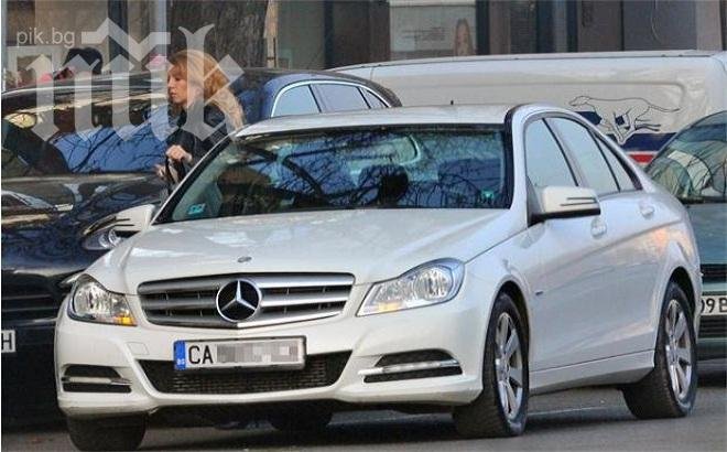 Бившата на Веско Маринов яхна лимузина за 75 бона