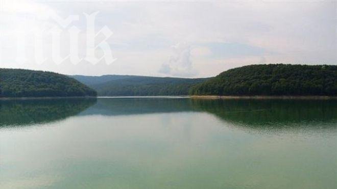 Нивото на яз. Тича драстично е намаляло заради сушата