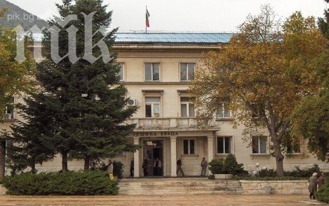 Над 13 000 коли не плащали данъци на община Враца