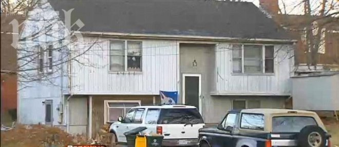 Откриха 2 мъртви деца в багажник на кола