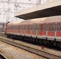 Седем вагона на товарен влак се преобърнаха между Яна и Мусачево