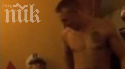 стогодишна баба празнува юбилея стриптийзьор