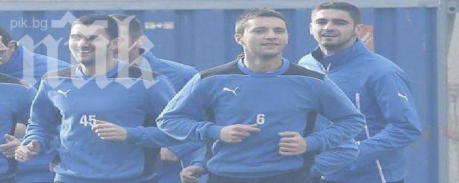 Левски предложи на Старокин и Димов нови договори и по 15 бона месечно