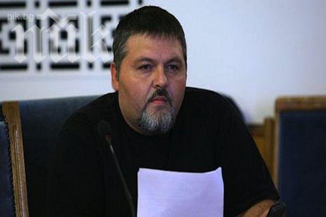 Бивш атакист прави нова националистическа партия