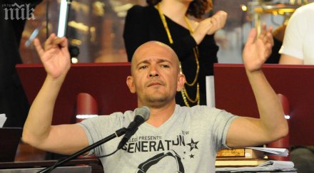 скандал годжи развежда женено гадже