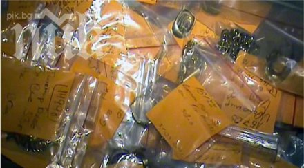 маскирани мма бойци грабят накити помага ефрейтор