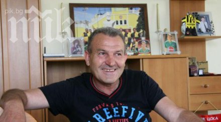 почина големият футболист георги славков носител златната обувка