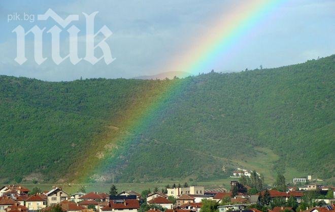 Четири температурни рекорда в страната днес
