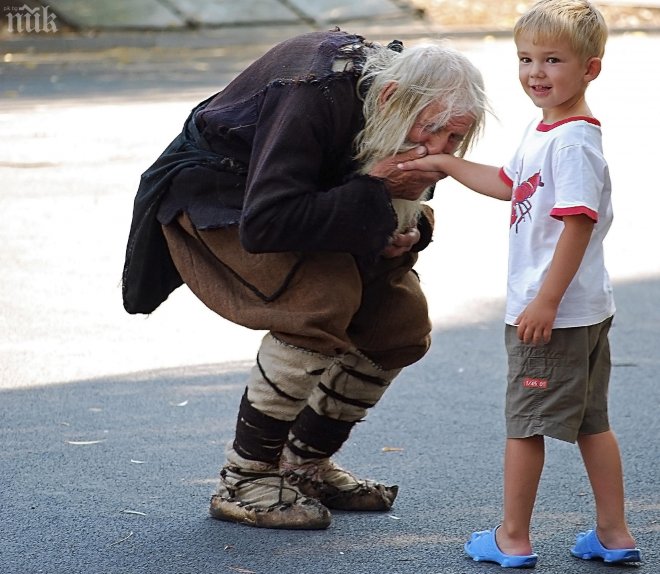 Дядо Добри се затвори вкъщи! Не припарва в столицата!
