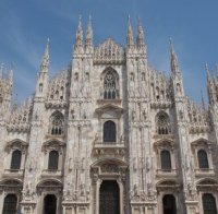 Миланската катедрала предлага чудовища за осиновяване 