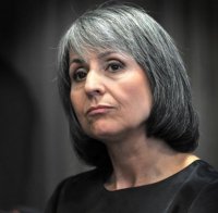 Маргарита Попова: Заставам твърдо зад Плевнелиев